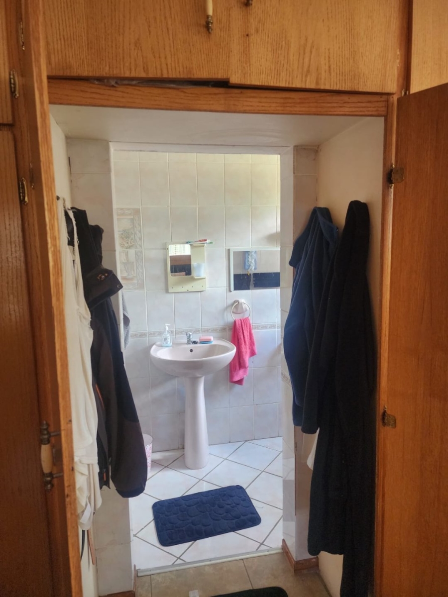 4 Bedroom Property for Sale in Alabama North West